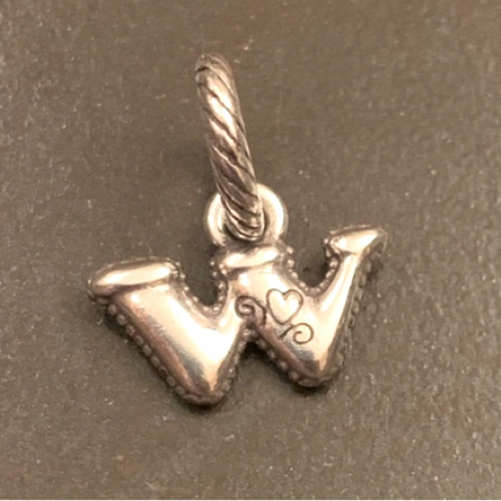 Brighton “w” charm